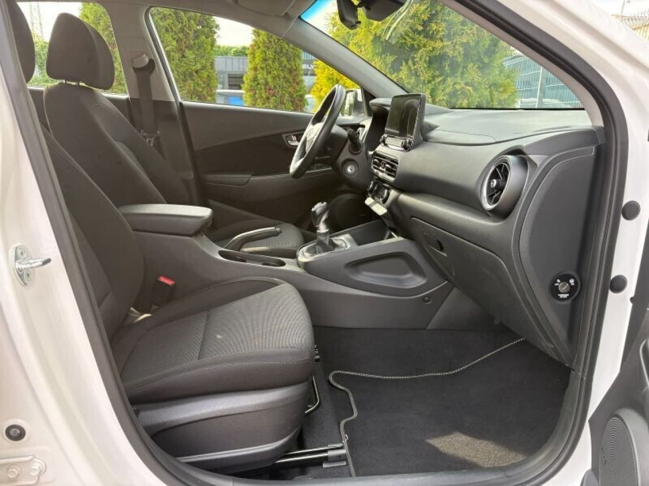 Hyundai Kona - zdjęcie 9