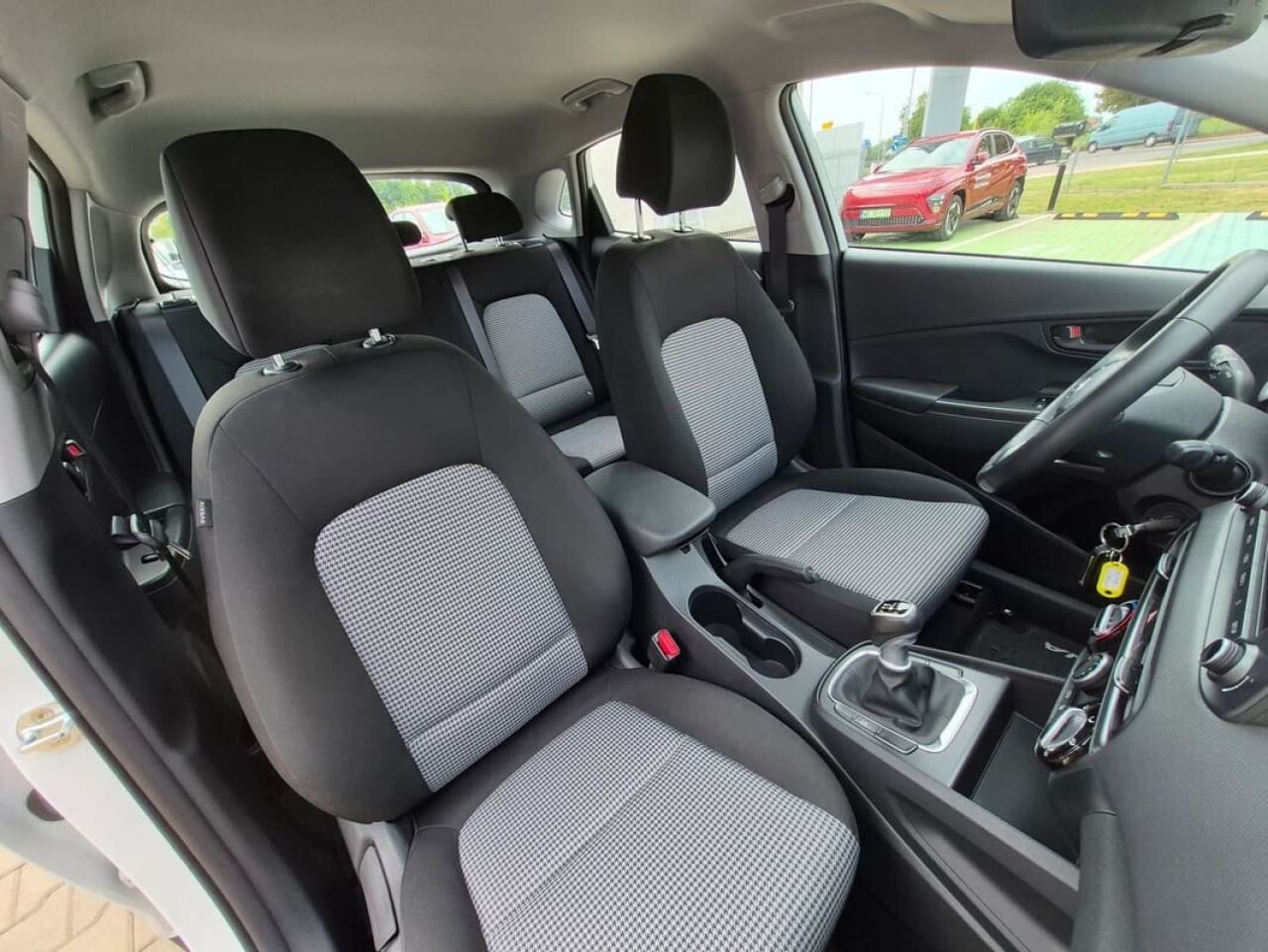Hyundai Kona - zdjęcie 10