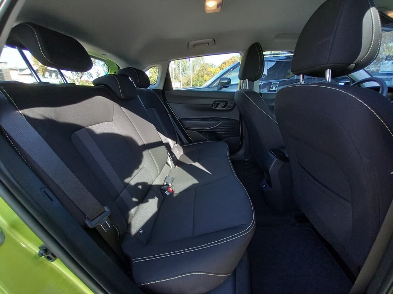Hyundai i20 - zdjęcie 15