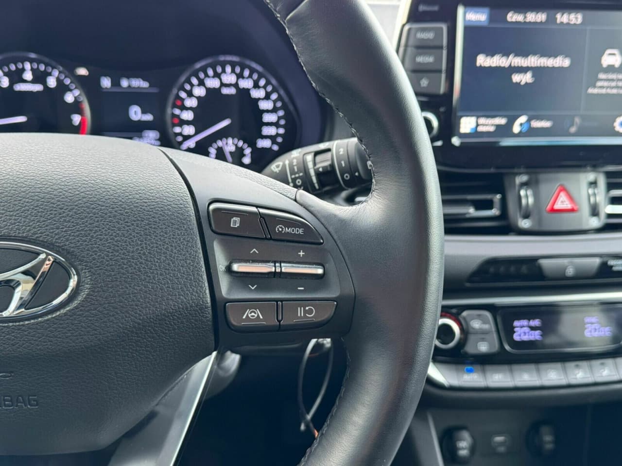 Hyundai i30 - zdjęcie 17
