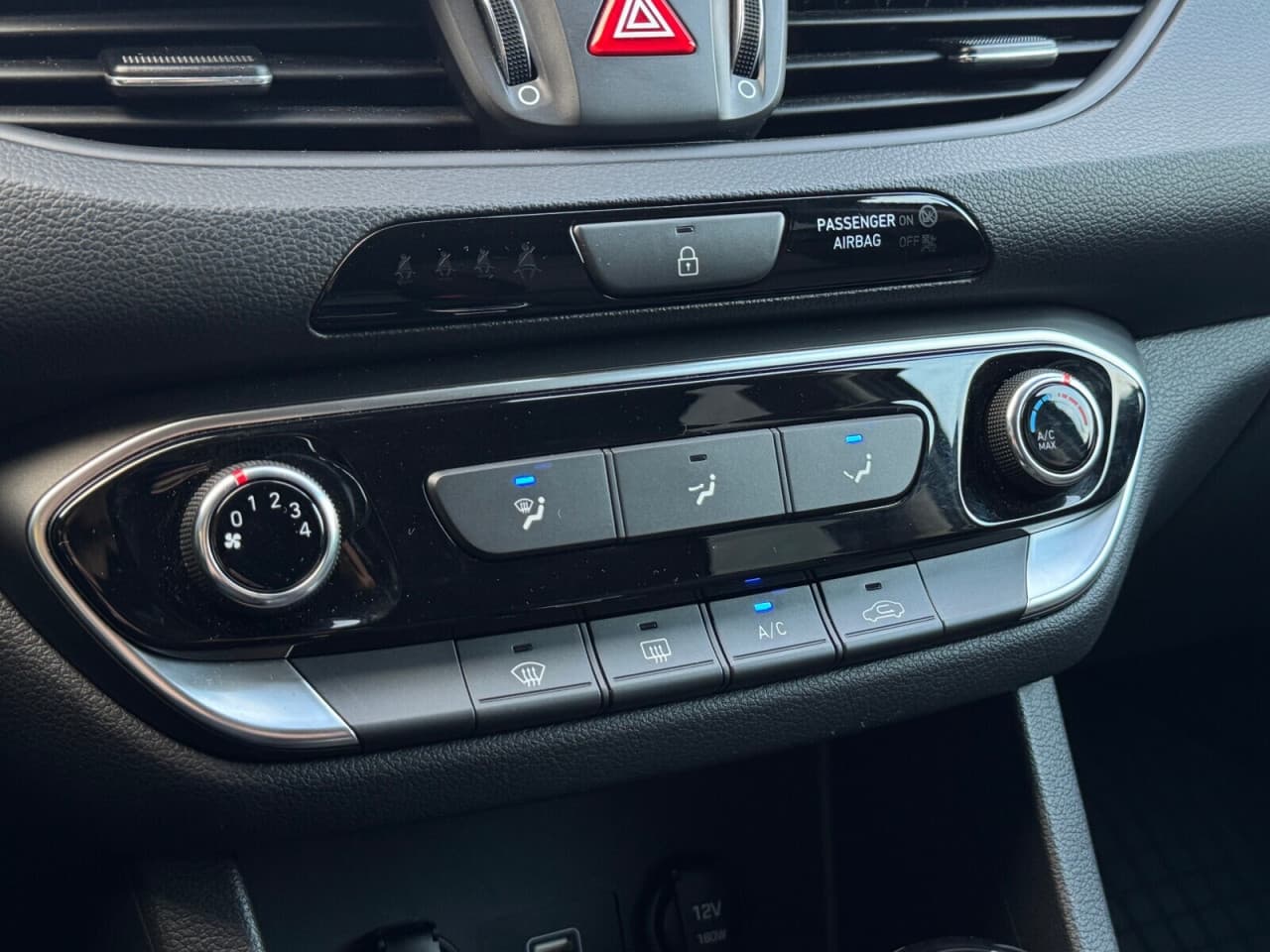 Hyundai i30 - zdjęcie 16